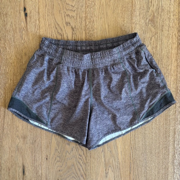 Lululemon Hotty Hot Short 2.5” Size 10 athletic Gym Heather Lux Multi black - Picture 6 of 11